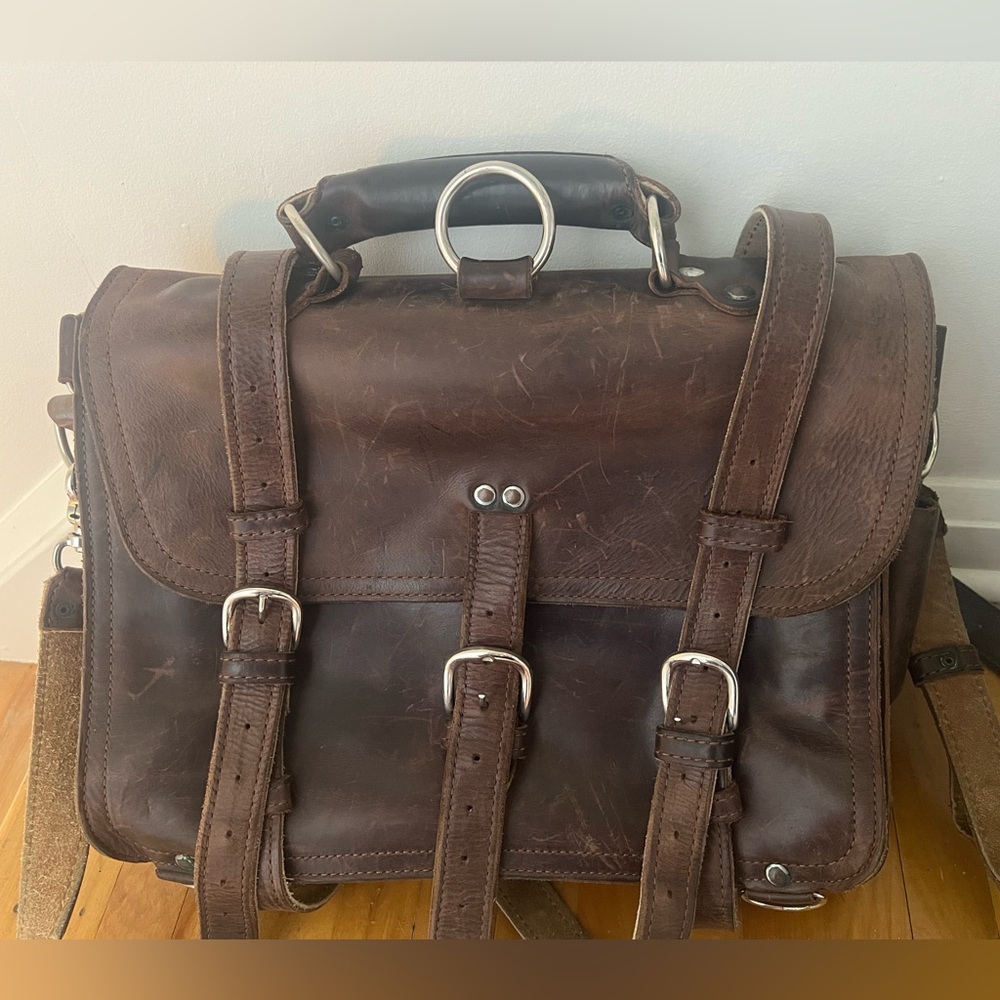 Authentic saddleback leather large classic briefcase bag converts to backpack